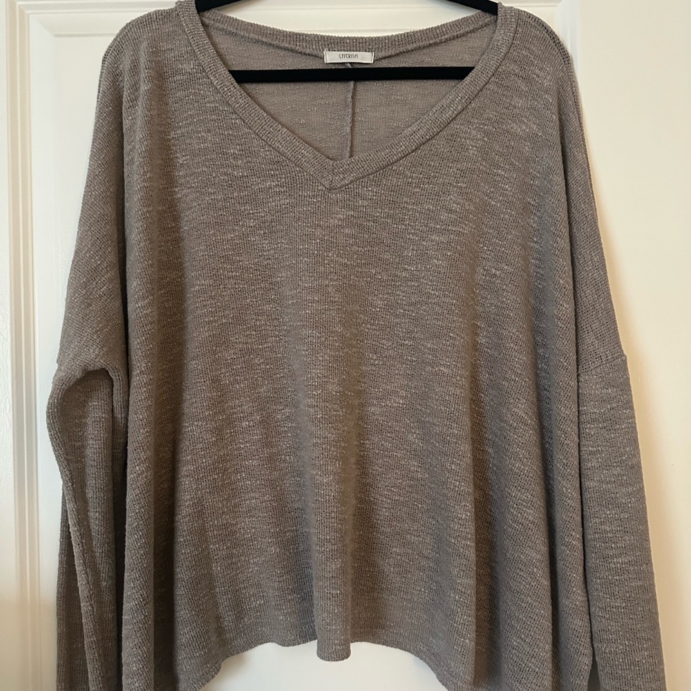 Cherish Long Sleeve V-Neck Top - Taupe